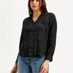 Women's Textured Spread Collar Shirt