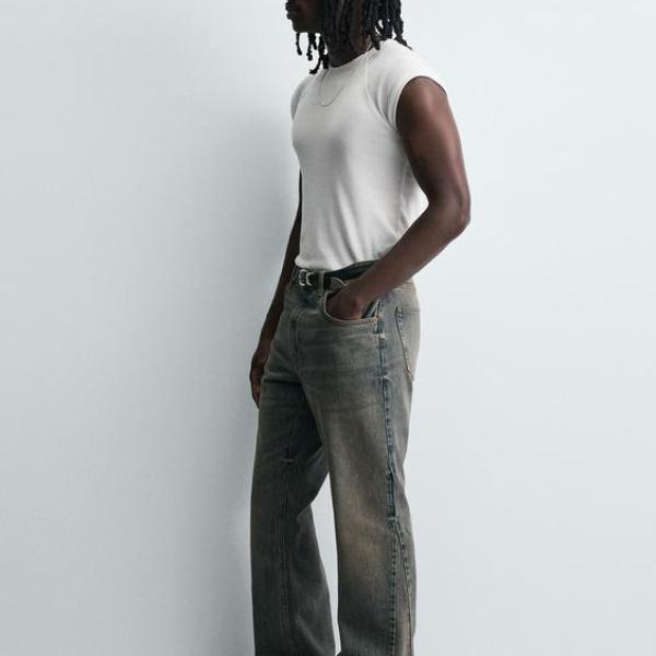 FLARE FIT JEANS