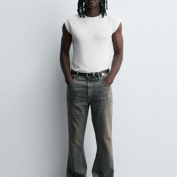 FLARE FIT JEANS