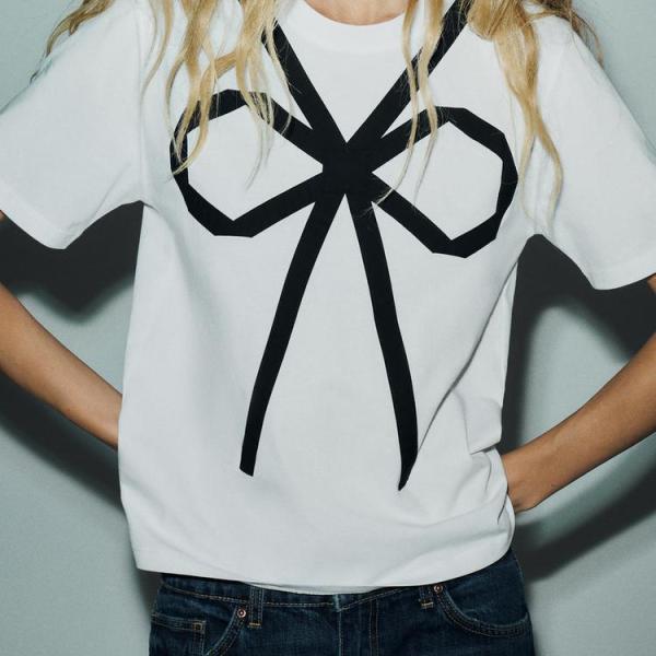 T-SHIRT WITH CONTRAST BOW