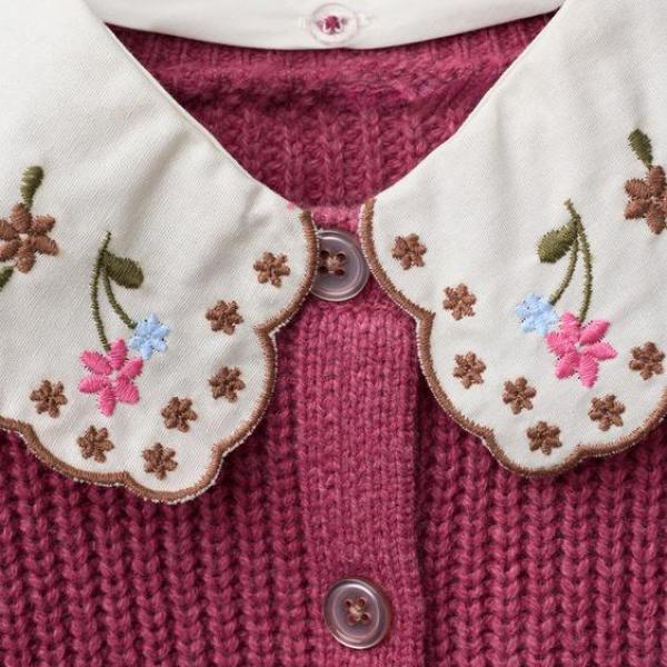 CARDIGAN WITH EMBROIDERED COLLAR