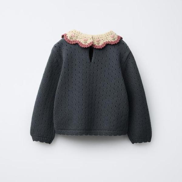 KNIT SWEATER WITH CROCHET COLLAR