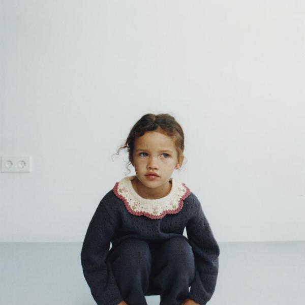 KNIT SWEATER WITH CROCHET COLLAR