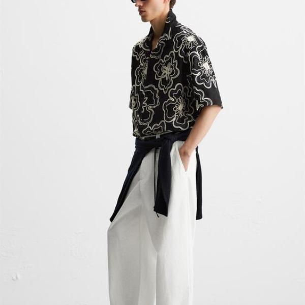 TEXTURED EMBROIDERY SHIRT