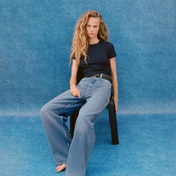 T-SHIRT WITH BACK SEAM