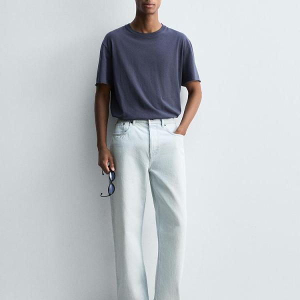 STRAIGHT-LEG JEANS