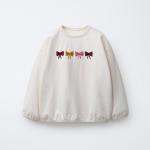 CONTRAST EMBROIDERY T-SHIRT
