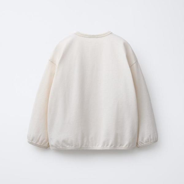CONTRAST EMBROIDERY T-SHIRT