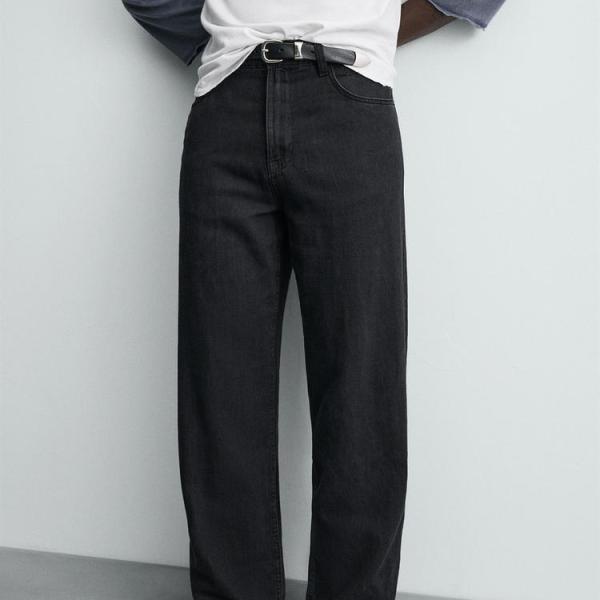 LIGHTWEIGHT LOOSE WIDE-LEG JEANS