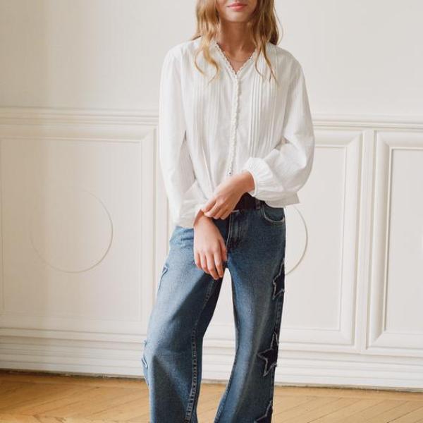 WIDE-LEG JEANS WITH STAR PATCHES
