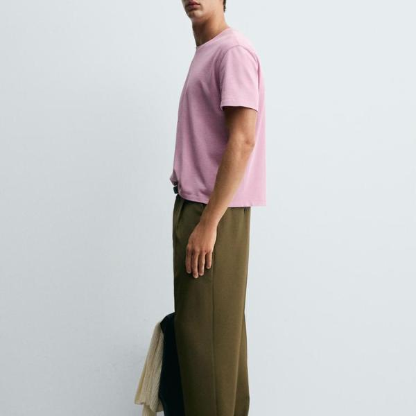 CROPPED FIT T-SHIRT
