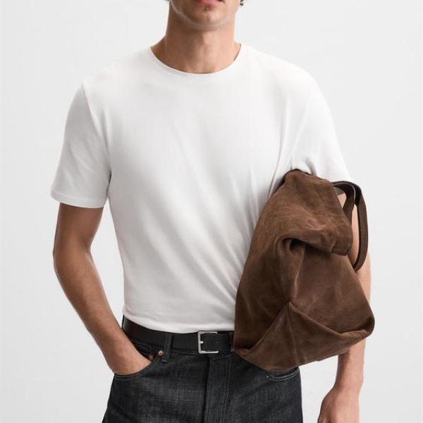 BASIC SLIM FIT T-SHIRT