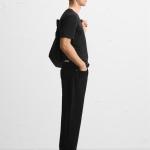 BASIC V-NECK T-SHIRT
