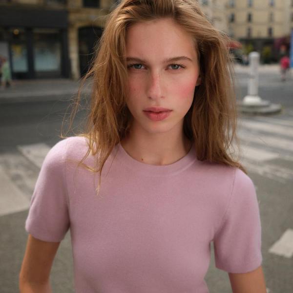 SOFT-TOUCH SHORT SLEEVE KNIT TOP