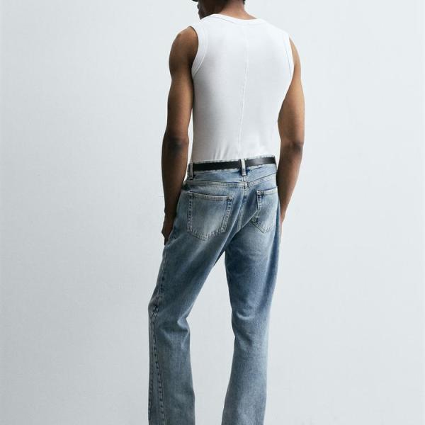 FLARE FIT JEANS
