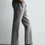 FLARE FIT JEANS