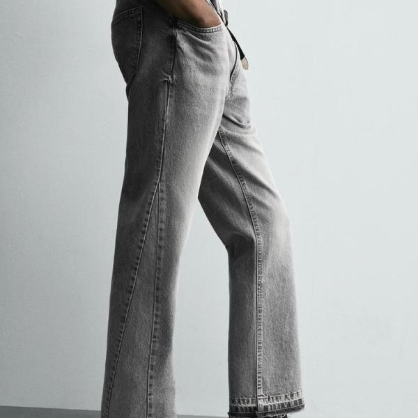 FLARE FIT JEANS