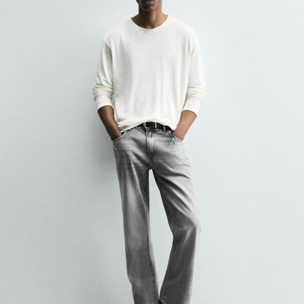 FLARE FIT JEANS