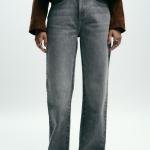 REGULAR FIT HIGH-WAIST JEANS WITH BELT