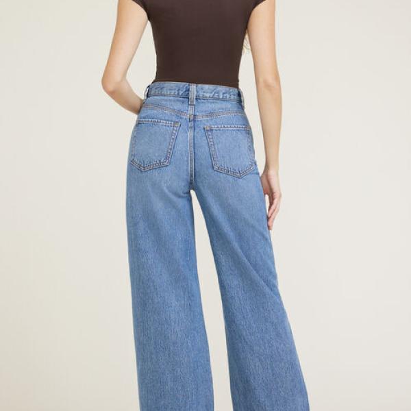 Lennon Ultra High Rise Wide Leg Column Jeans