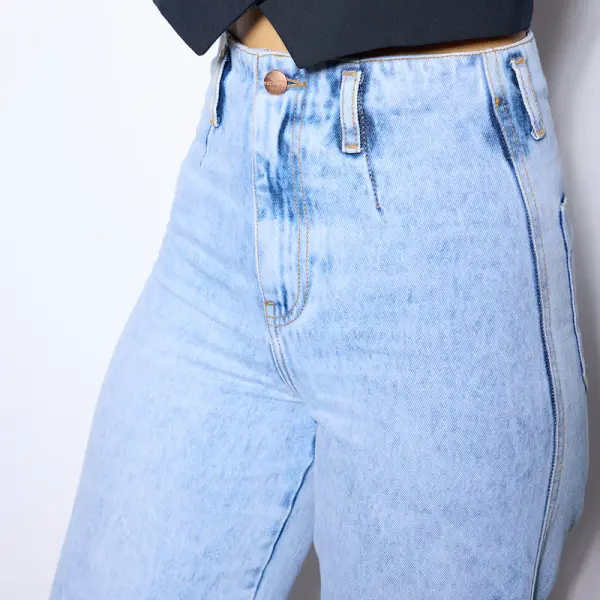 no cap light blue wide leg jeans