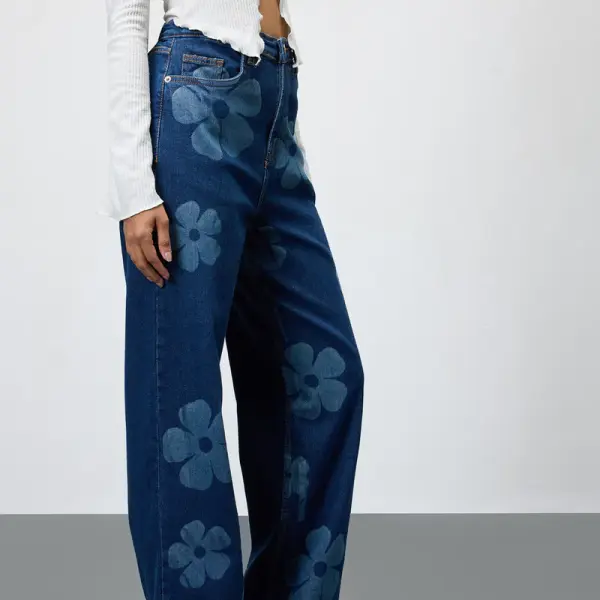 midnight blooms floral stretch straight jeans