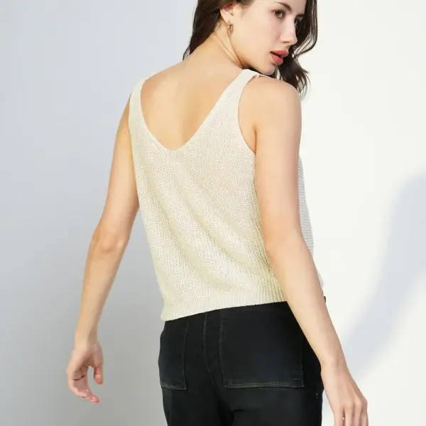 Women's Cream V-Neck Sleeveless Twisted Crop Top