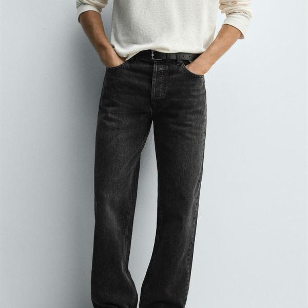 STRAIGHT FIT JEANS